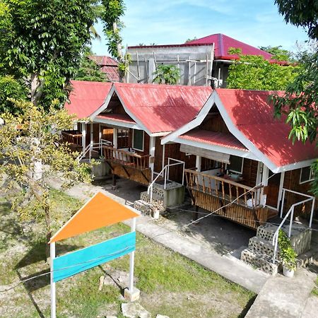Bff Backpacker'S Inn Сан-Висенте Экстерьер фото