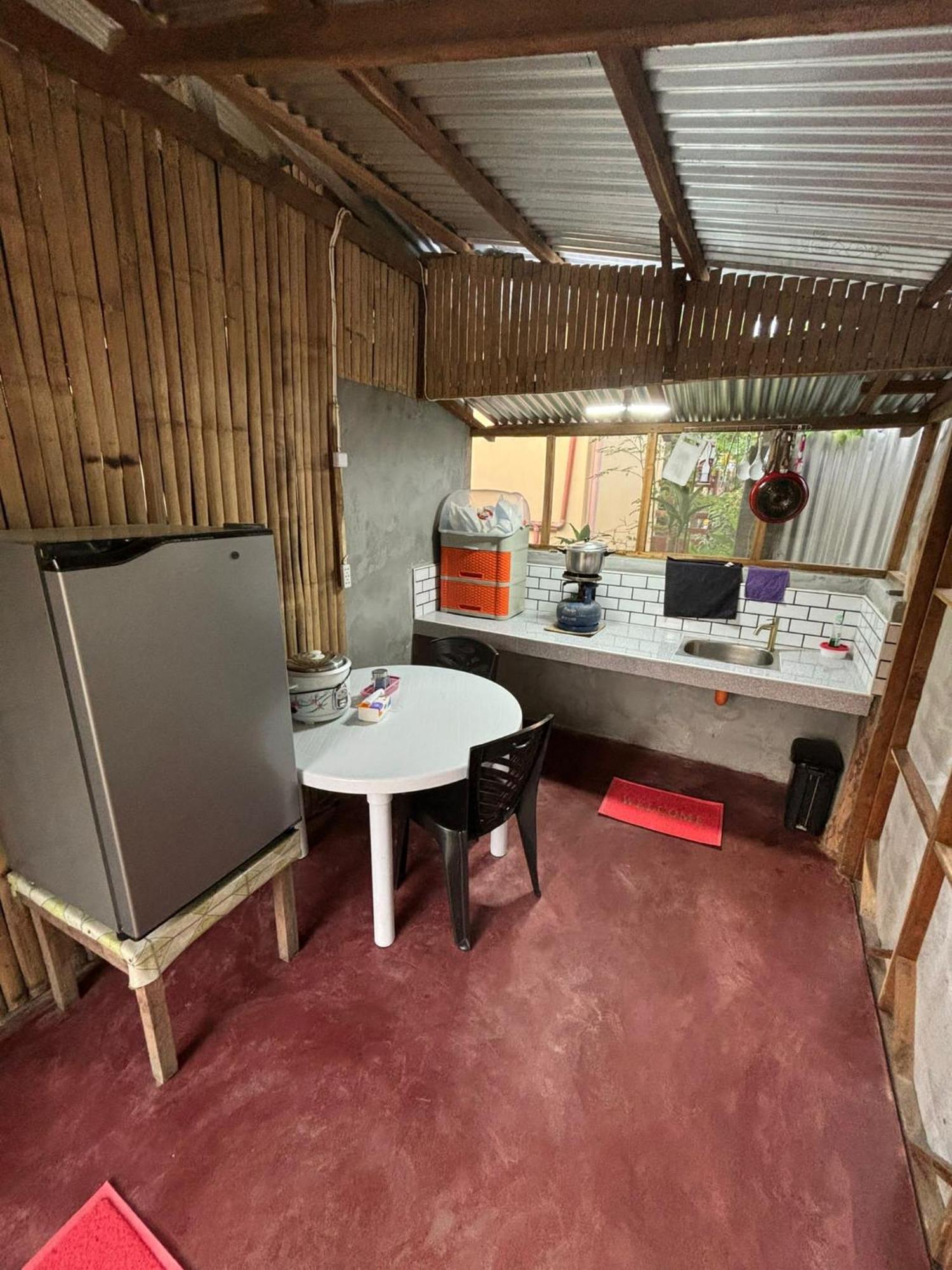 Bff Backpacker'S Inn Сан-Висенте Экстерьер фото